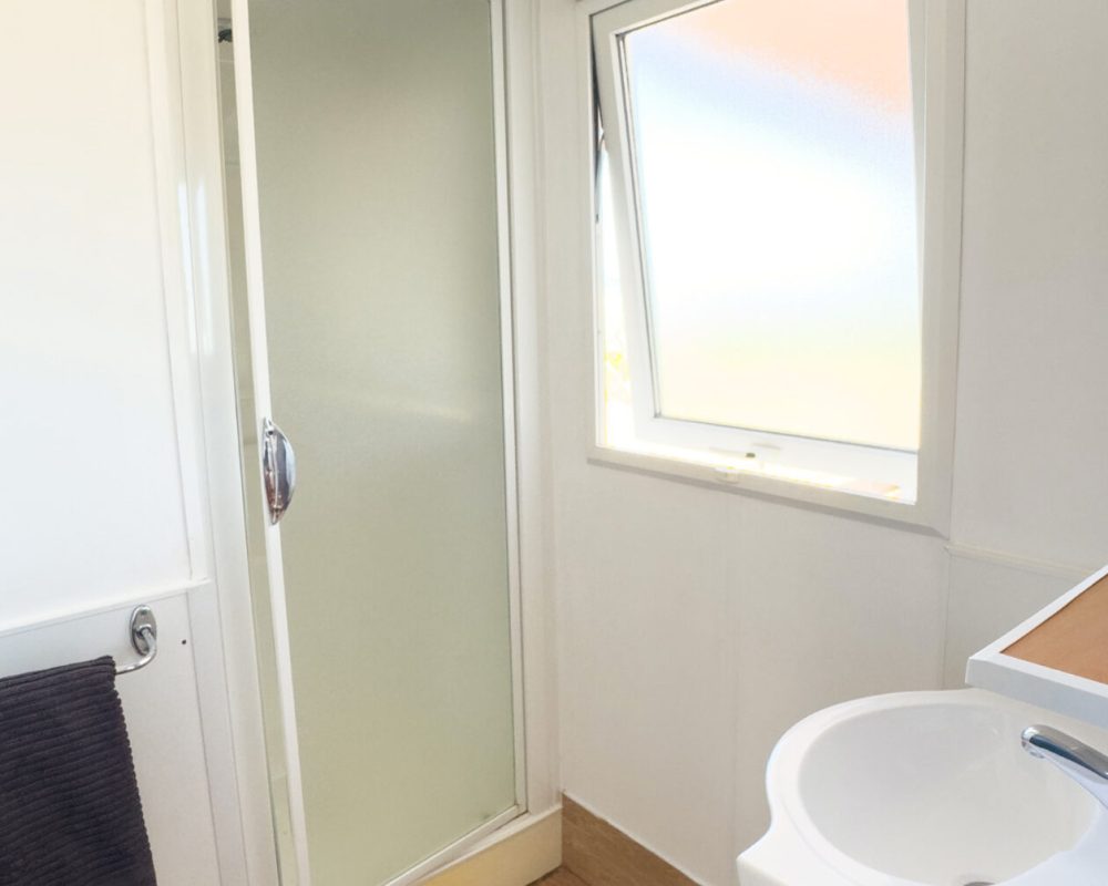 Badkamer van casa movel Figo bij Monte ouro verde in Estoi. De Algarve. Portugal. Faro. Vakantiewoning.