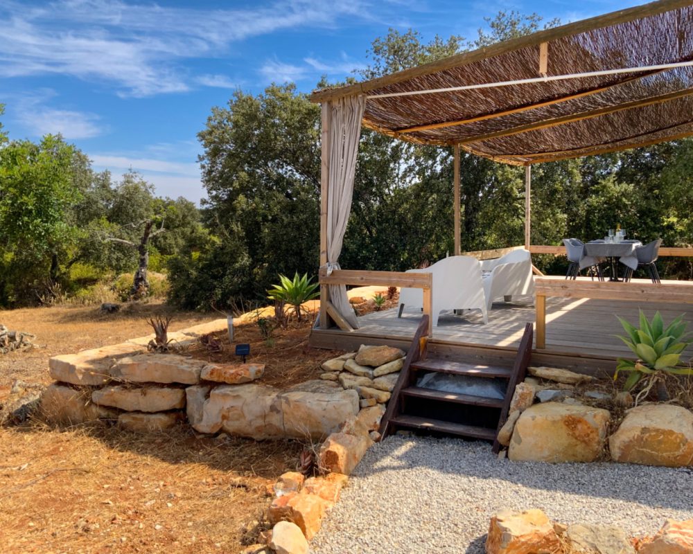 Terras van casa movel Figo bij Monte ouro verde in Estoi. De Algarve. Portugal. Faro. Vakantiewoning.